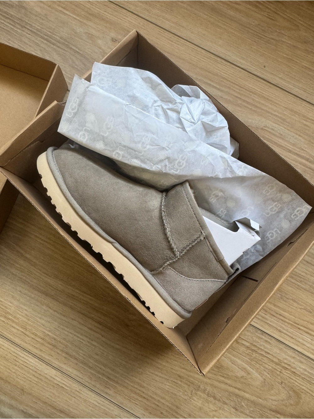 UGG Classic Ultra Mini in Cobble Grey - Picture 2 of 4